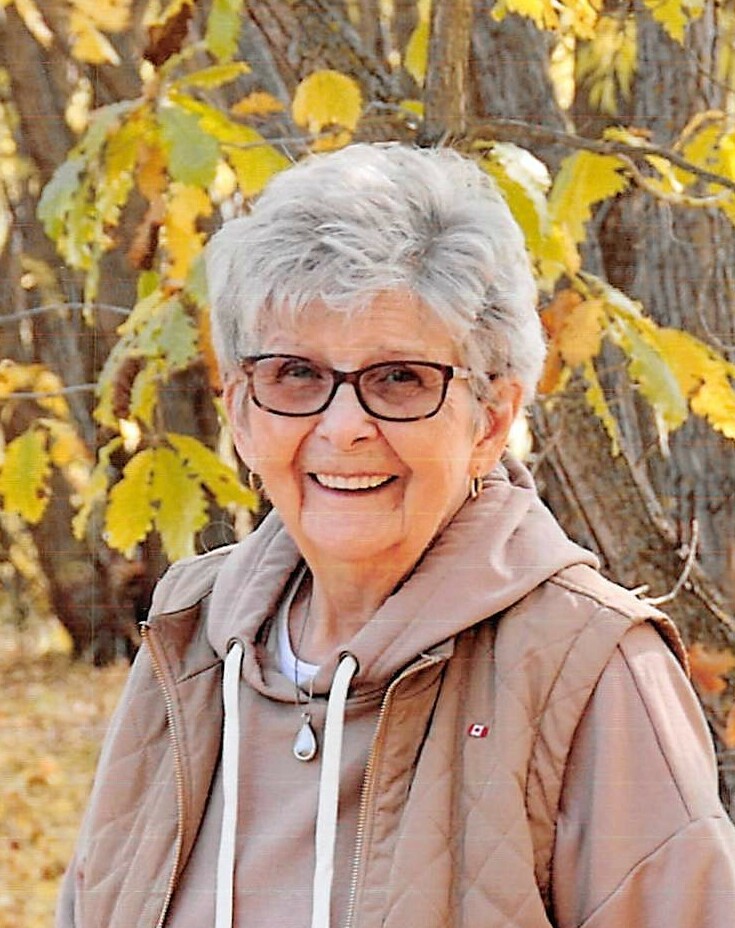 Joyce  Dawe